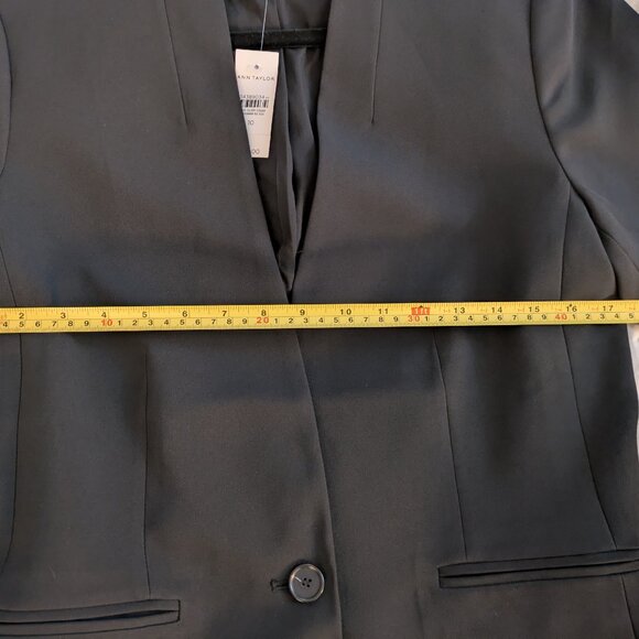 Ann Taylor Blazer The Long Collarless in Fluid Crepe Black Size 10 - Picture 7 of 13